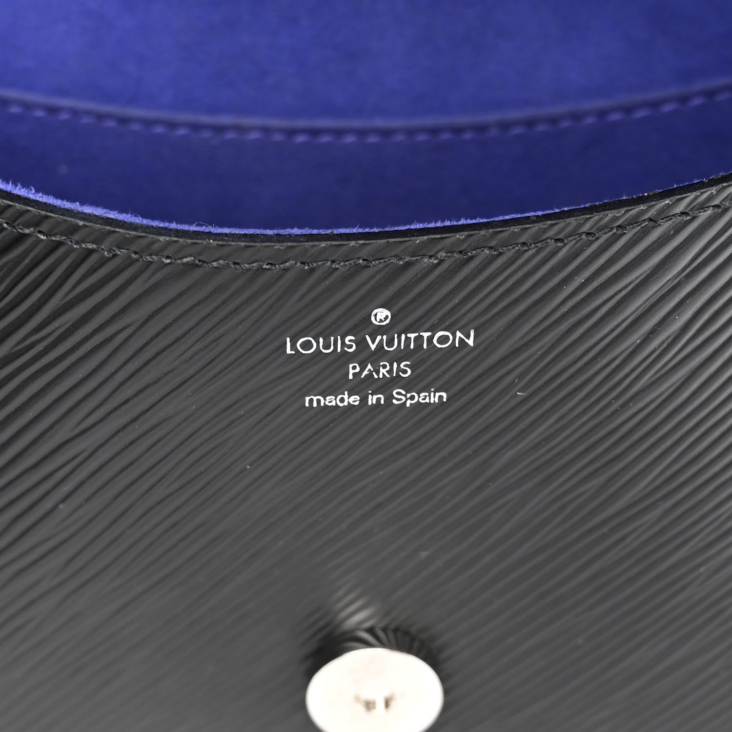 Louis Vuitton Epi Buci Crossbody Black 6 of 9