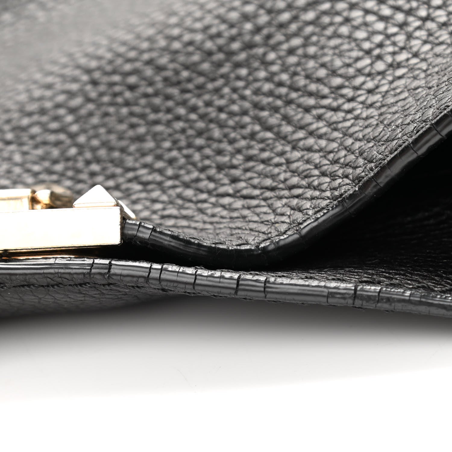 Valentino Garavani Pebbled Calfskin Small Rockstud Flip-Lock Messenger Bag Black 11 of 12
