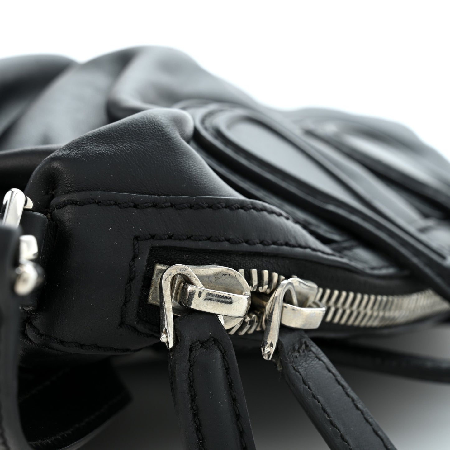 Waxed Calfskin Micro Nightingale Black
