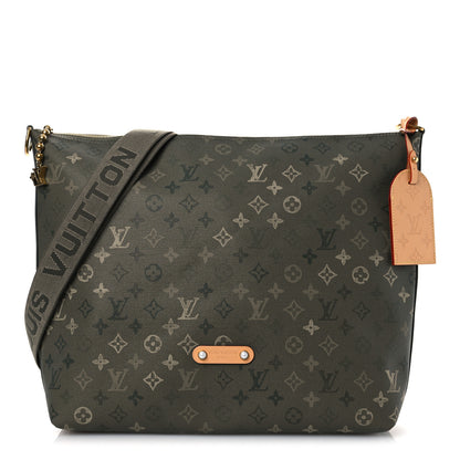 Louis Vuitton Monogram Heritage Vagabond Hobo Khaki 1 of 9