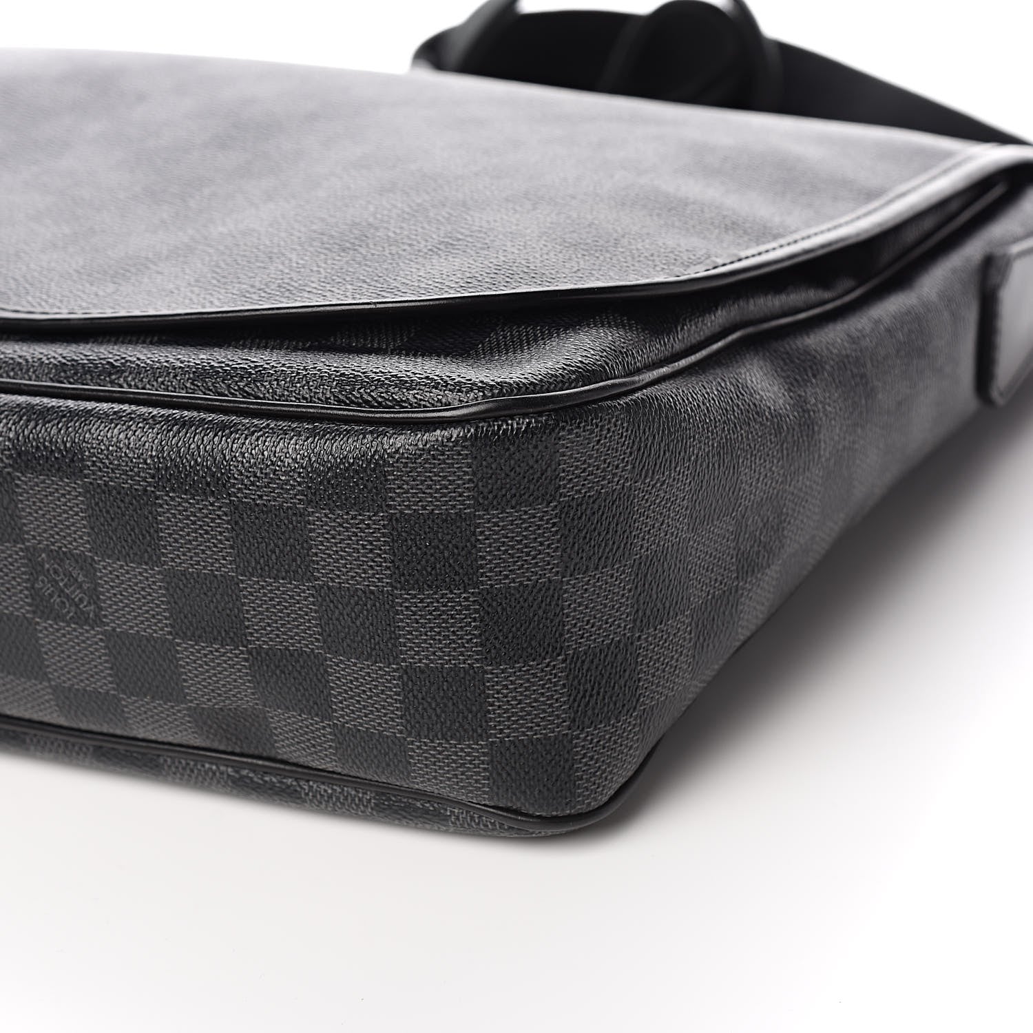 Louis Vuitton Damier Graphite Daniel GM 9 of 10