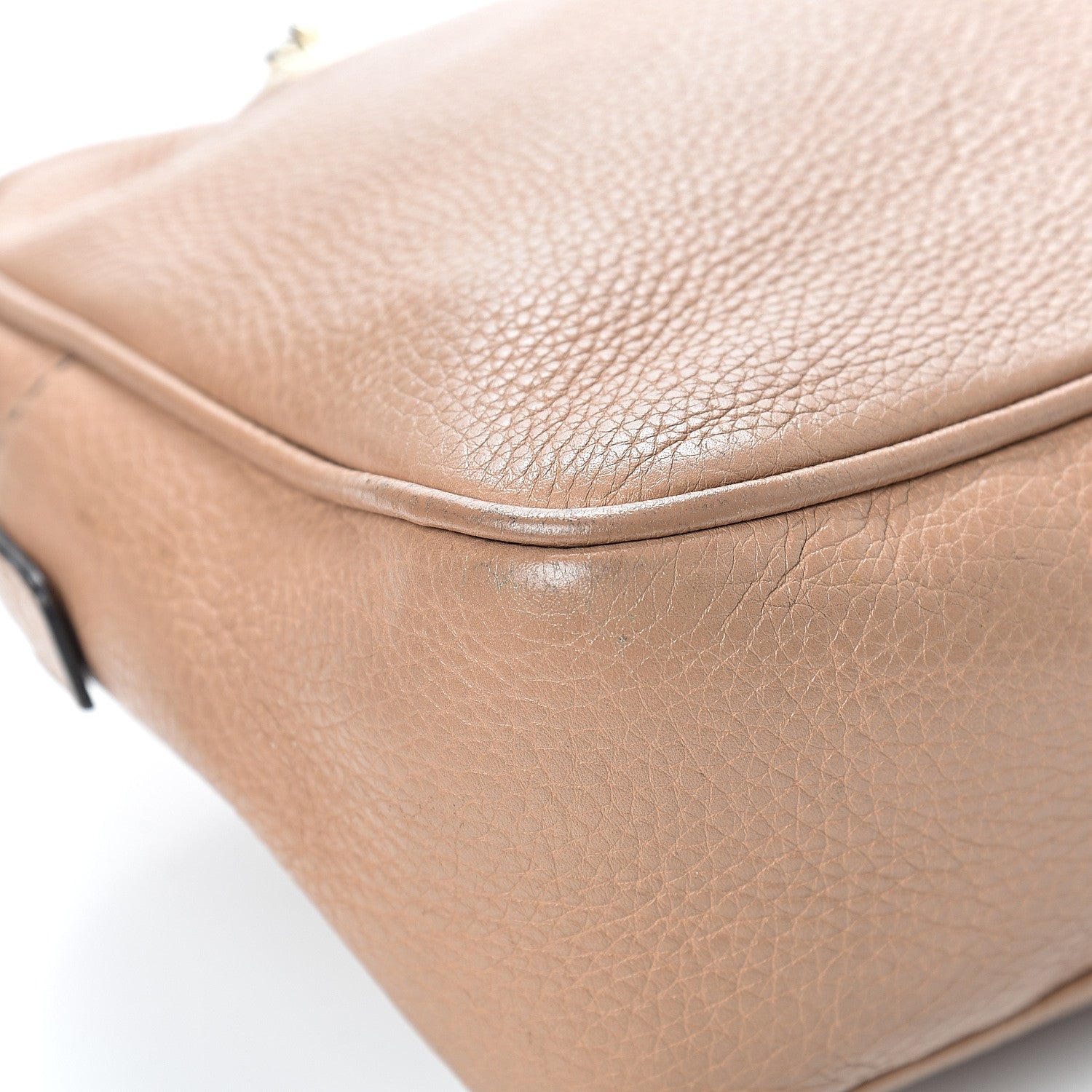 Gucci Pebbled Calfskin Small Soho Bowler Camelia 11 of 12