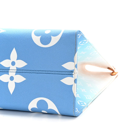 Louis Vuitton Monogram Giant By The Pool Onthego GM Blue 10 of 13