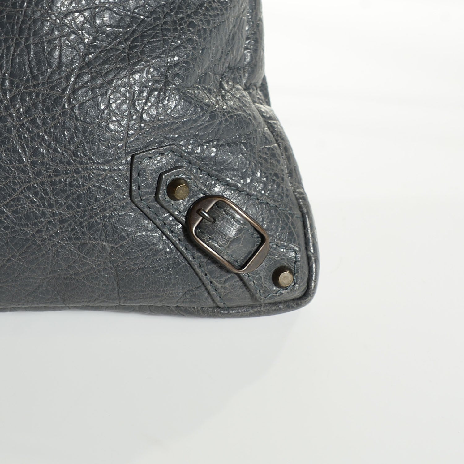 Balenciaga Agneau Classic Hardware Flat Crossbody Gris Tarmac 16 of 26