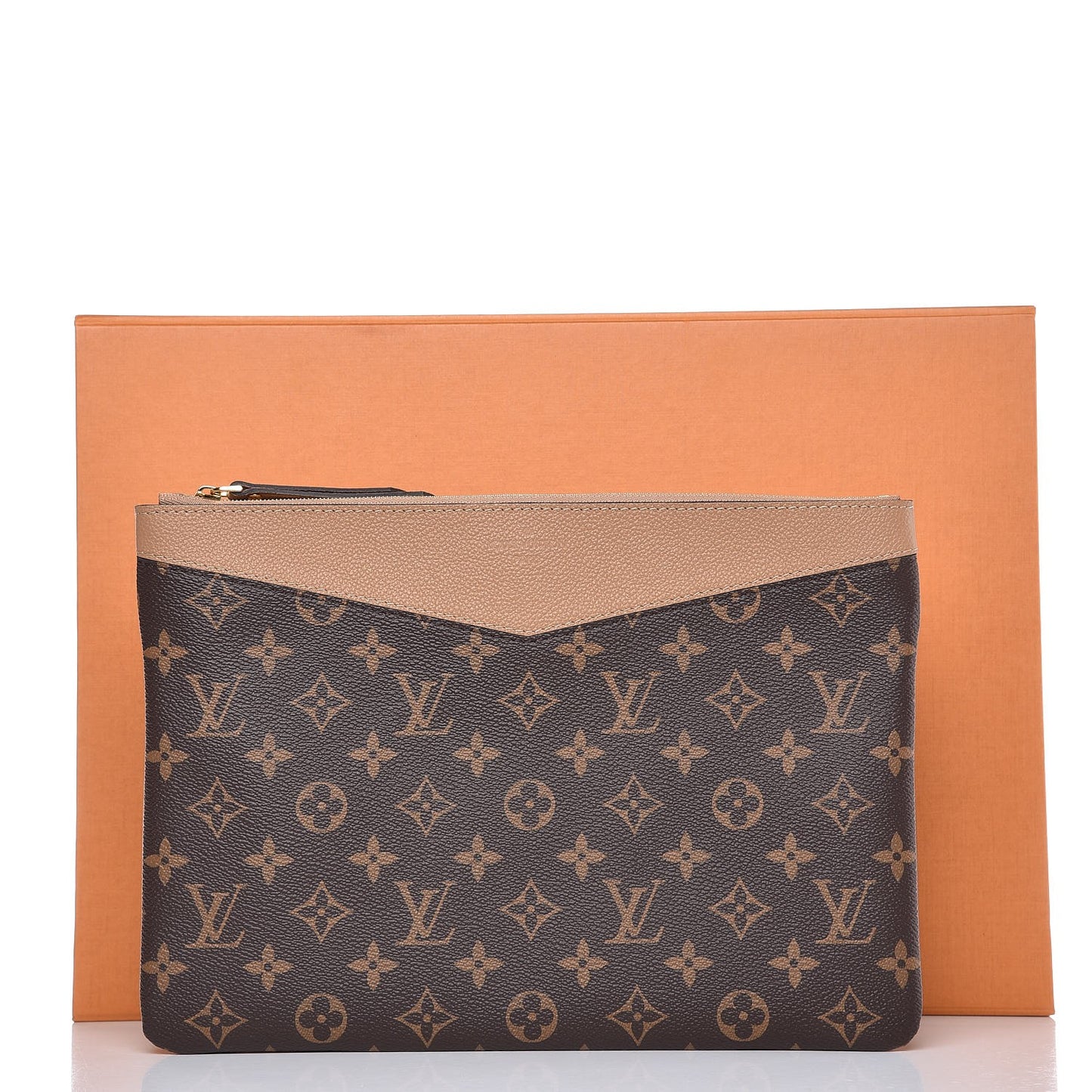 Monogram Daily Pouch Sesame
