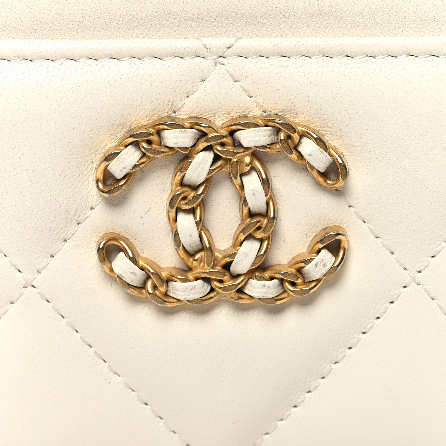 Chanel Lambskin Quilted Chanel 19 Card Holder White 9 of 9