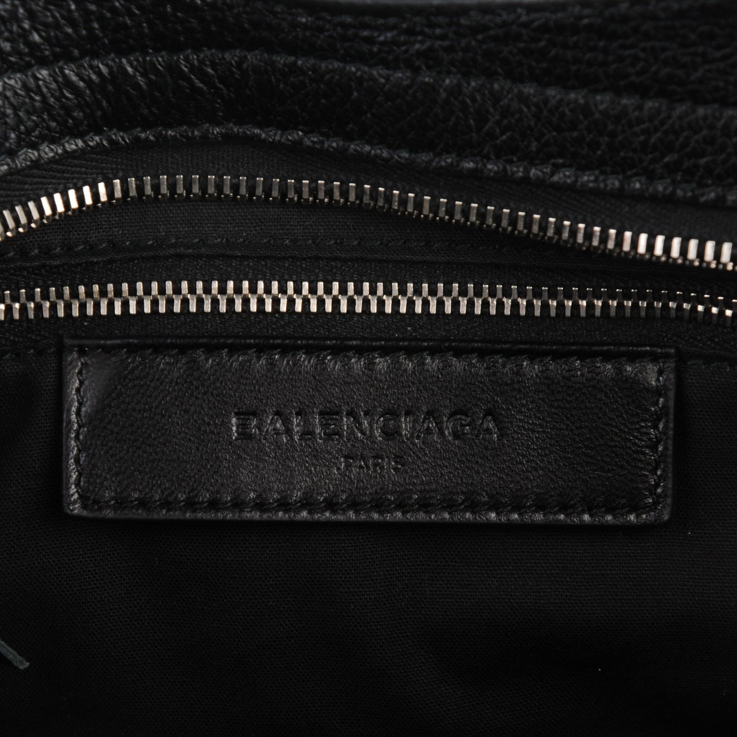 Chevre Silver Metallic Edge City Black