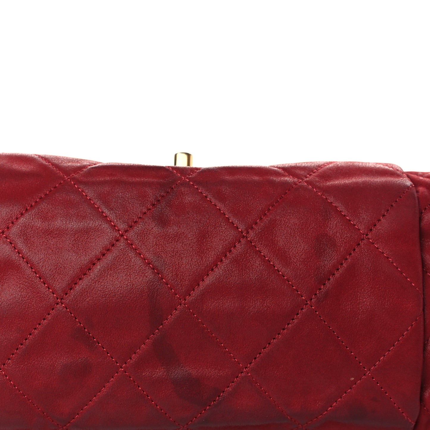 Iridescent Calfskin Quilted Chic Quilt Flap Red