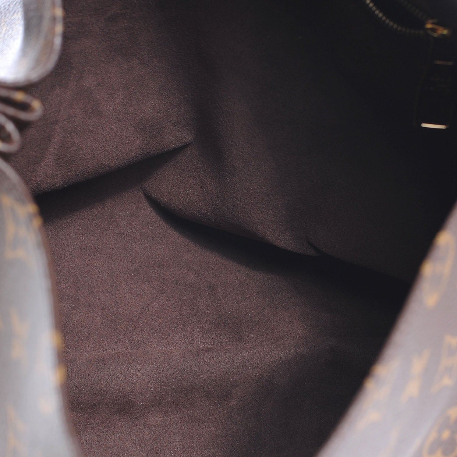 Louis Vuitton Monogram Metis 5 of 7