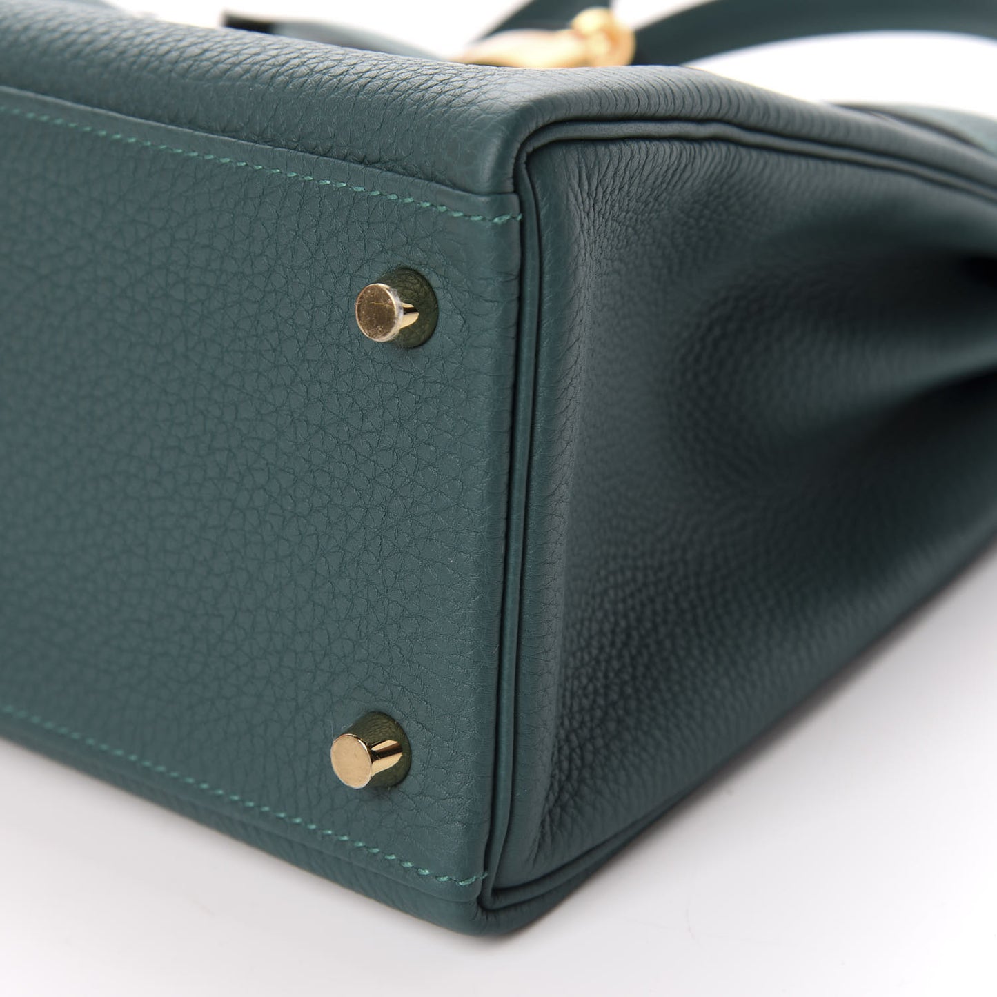 Togo Kelly Retourne 28 Malachite