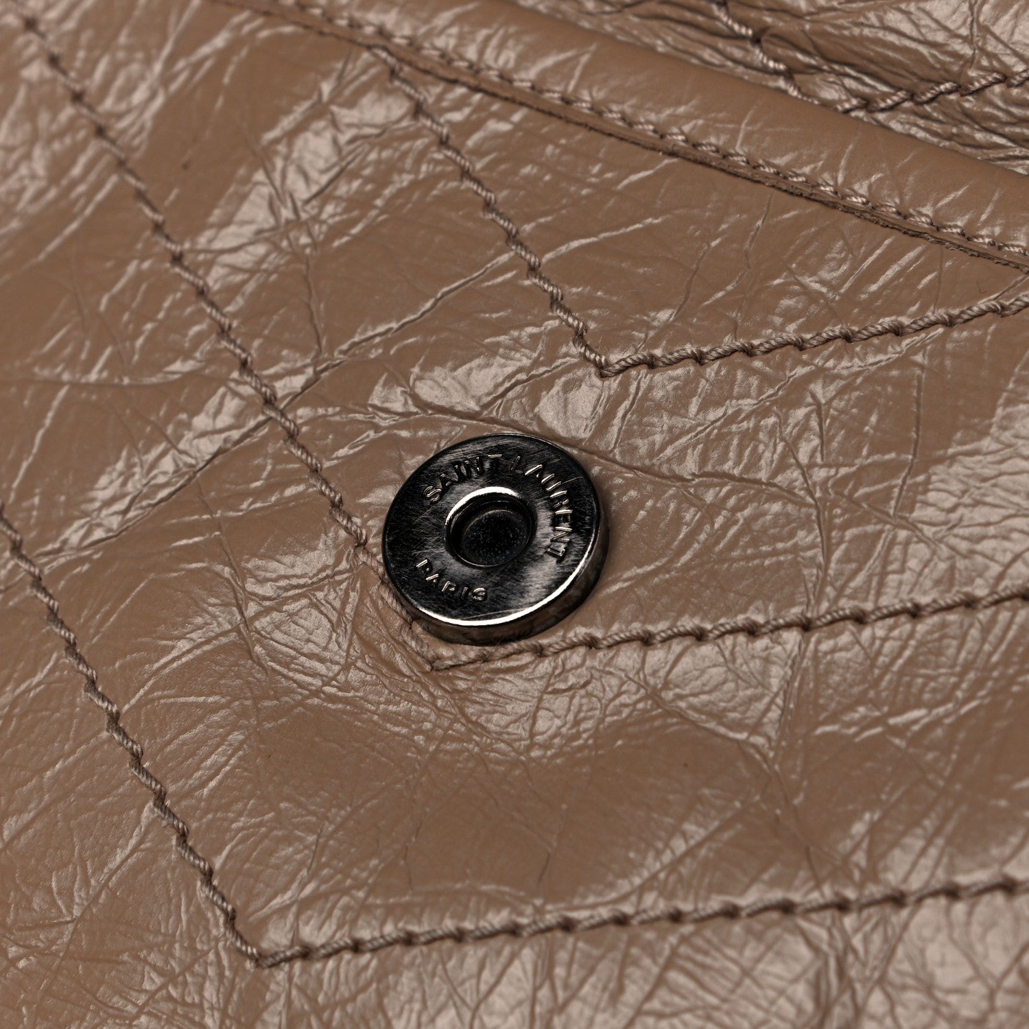 Saint Laurent Crinkled Calfskin Matelasse Monogram Medium Niki Chain Satchel Light Taupe 15 of 27