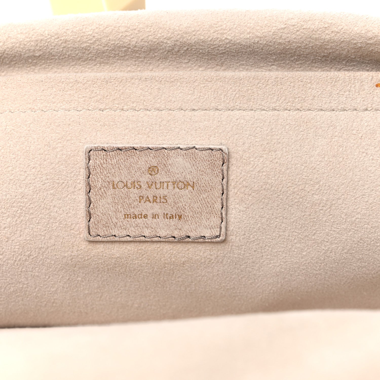 Louis Vuitton Lambskin Olympe Nimbus Cirrus Ecru 5 of 13