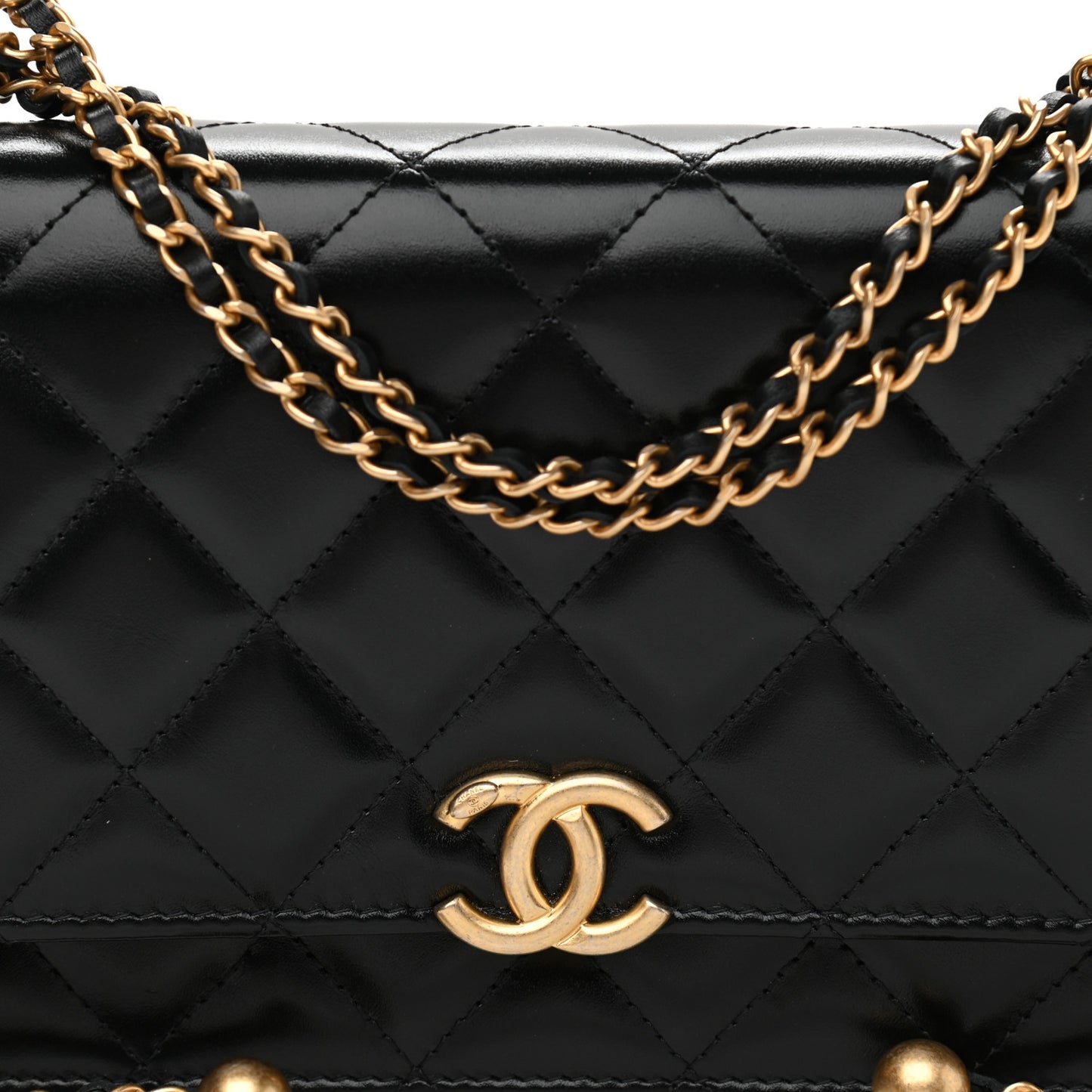 Calfskin Quilted Perfect Fit Wallet On Chain WOC Black
