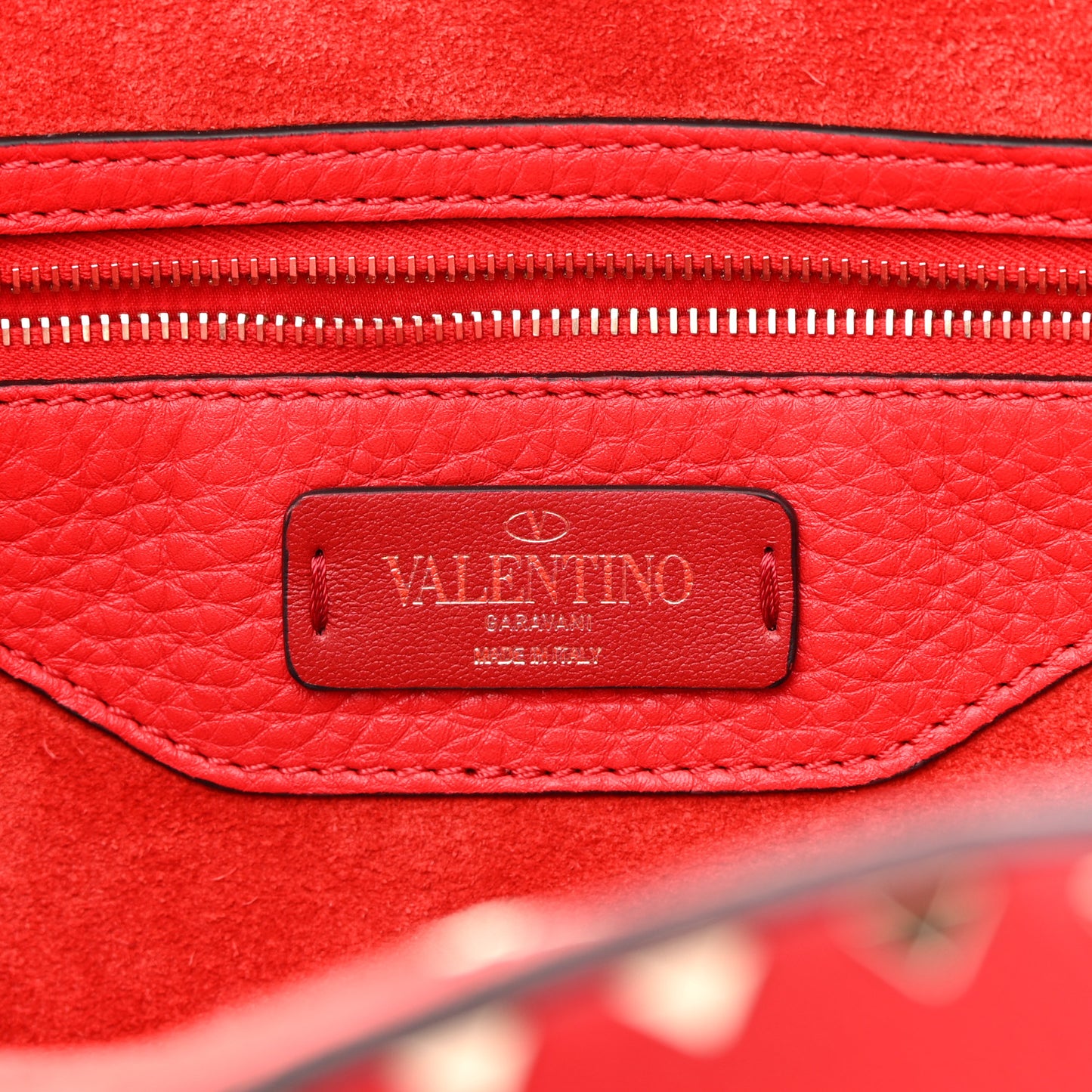 Grained Calfskin Small Rockstud Shoulder Tote Rouge Pur