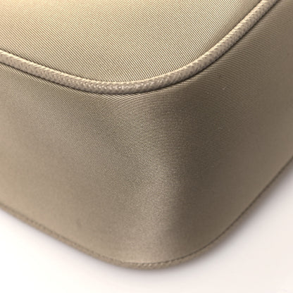Prada Re-Nylon Saffiano Re-Edition 2005 Shoulder Bag Deserto 11 of 13