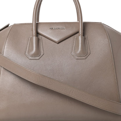 Givenchy Sugar Goatskin Medium Antigona Sand 8 of 21