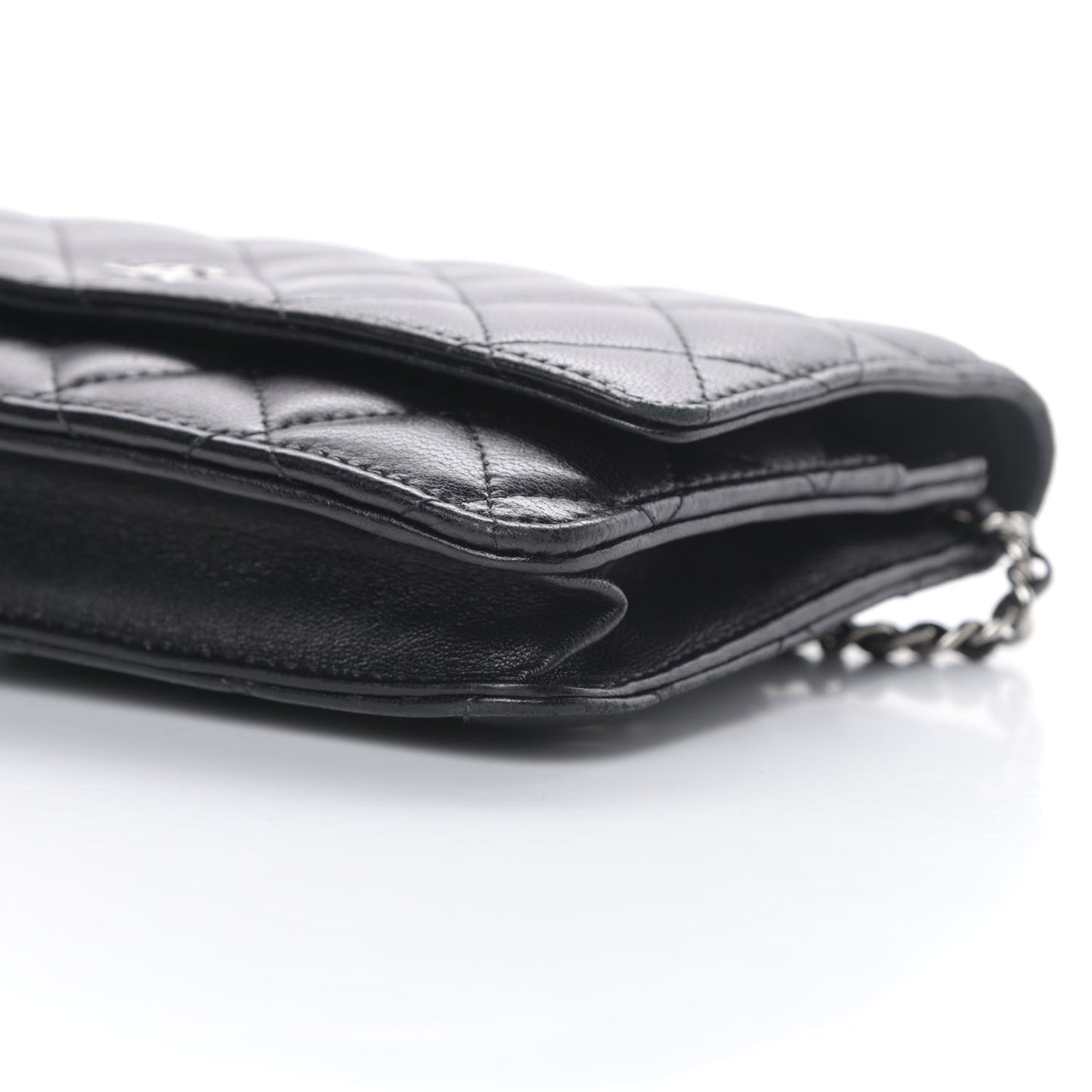 Lambskin Quilted Wallet On Chain WOC Black