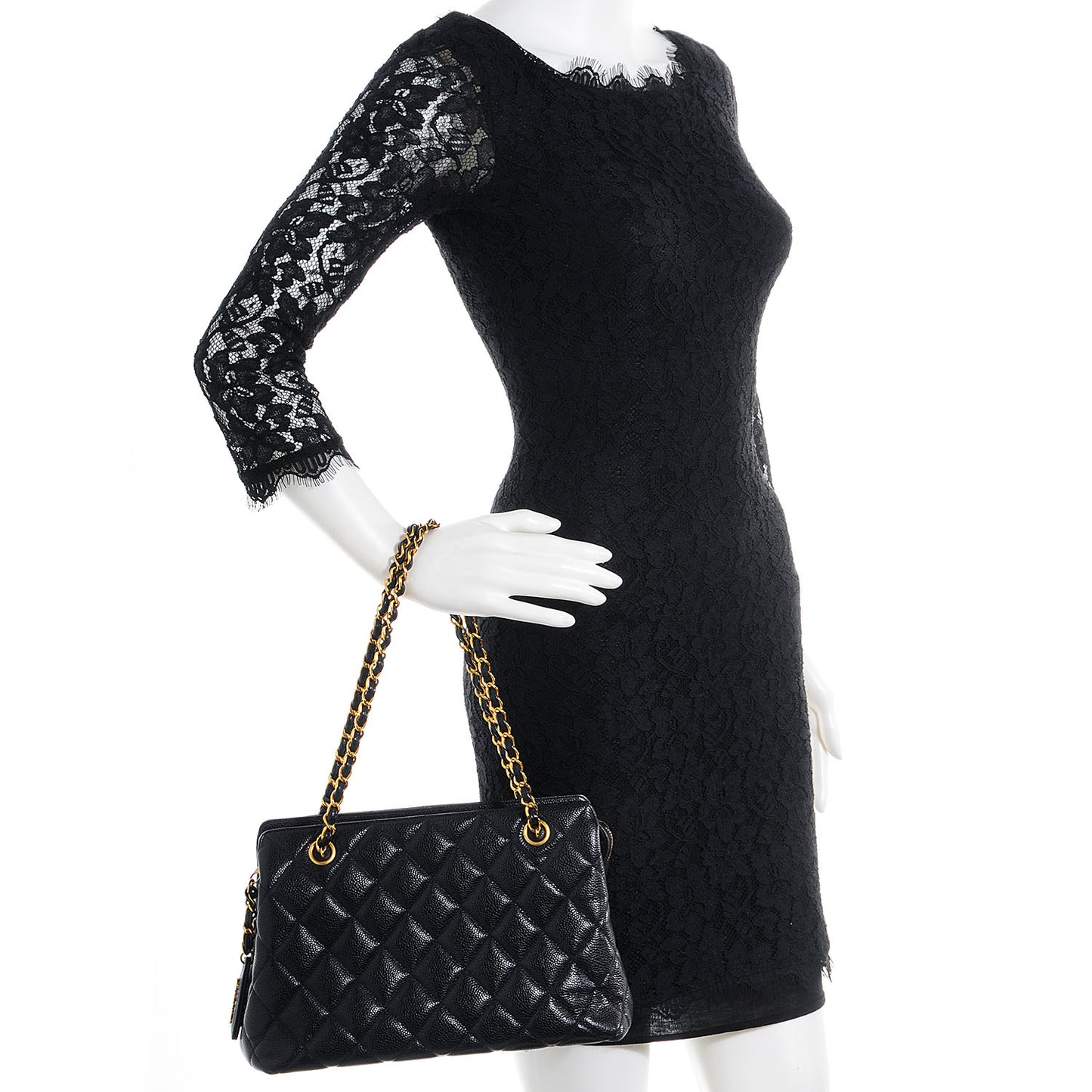 Caviar Quilted Shoulder Bag Black