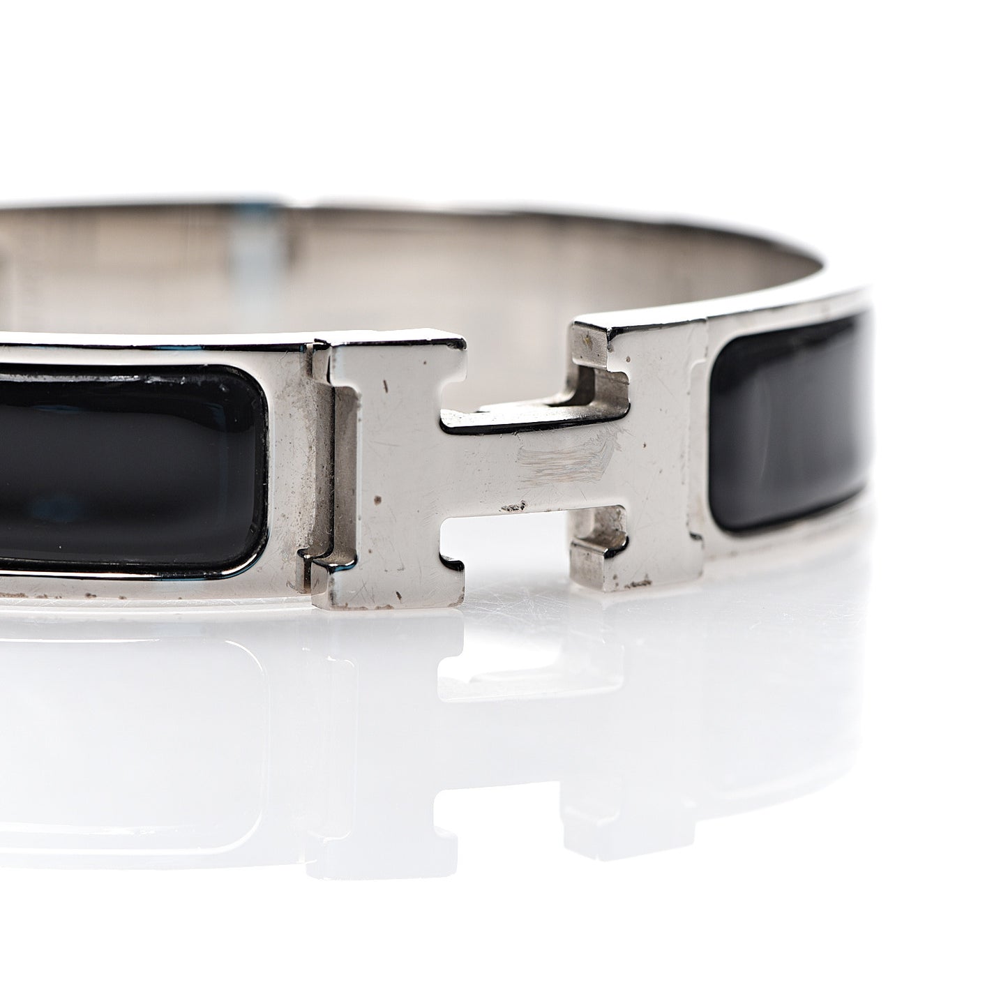 Enamel Narrow Clic Clac H Bracelet PM Black