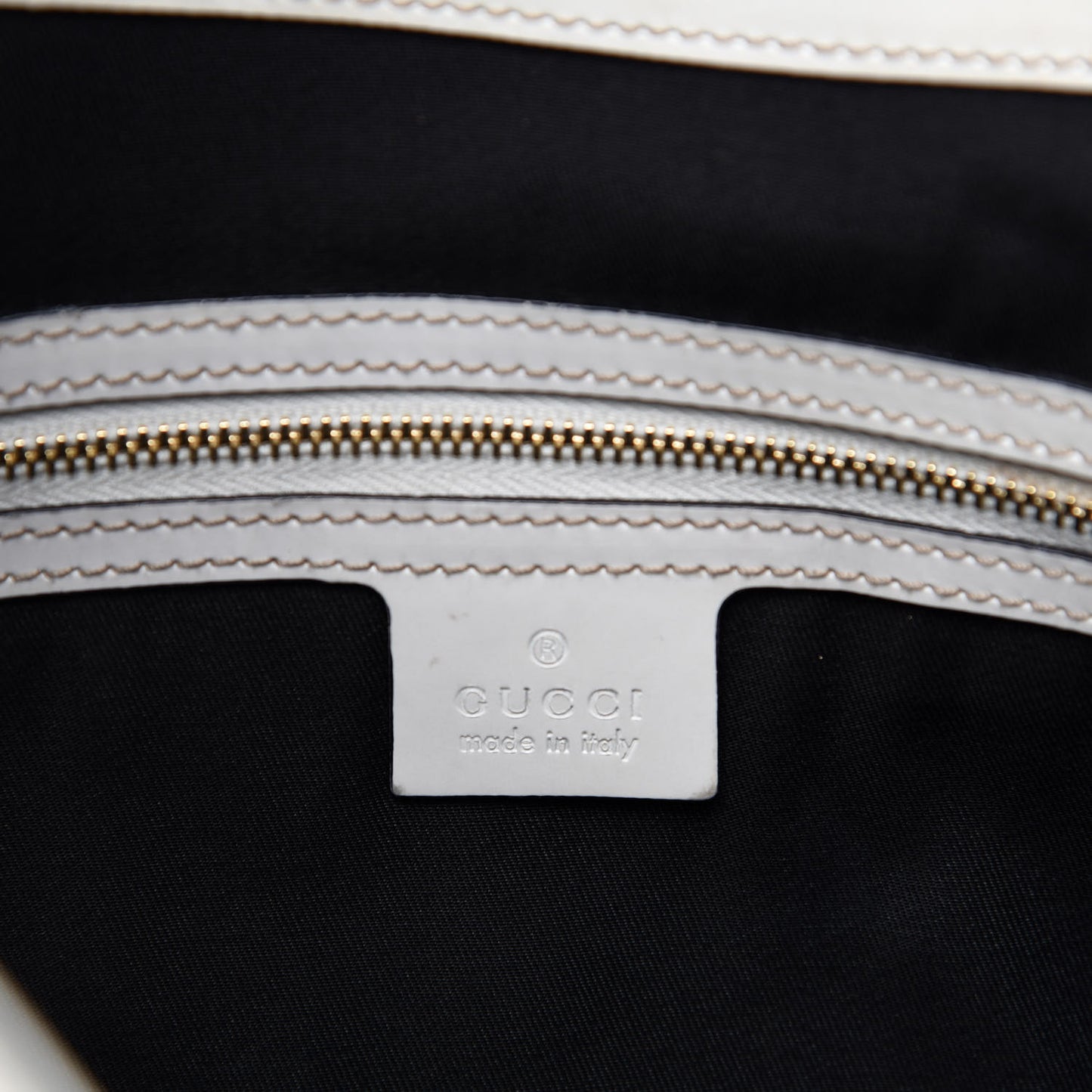 Dialux Medium Britt Shoulder Bag Off White