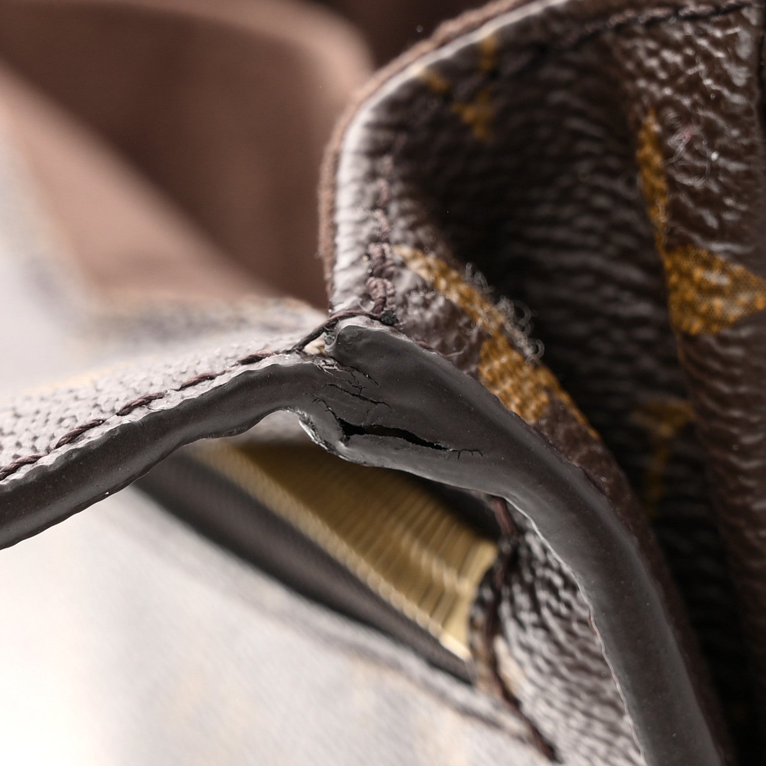 Louis Vuitton Monogram Pochette Metis 10 of 10
