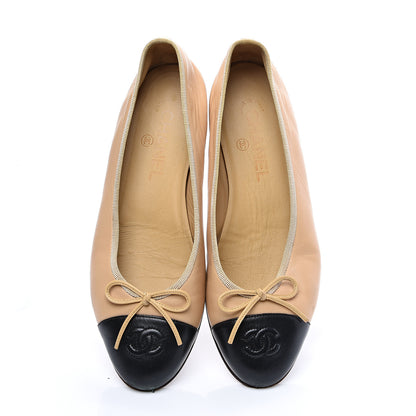 Chanel Lambskin Cap Toe CC Ballerina Flats 37.5 Beige Black 5 of 10