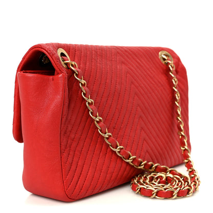 Chanel Wrinkled Lambskin Chevron Quilted Medium Flap Red 3 of 12