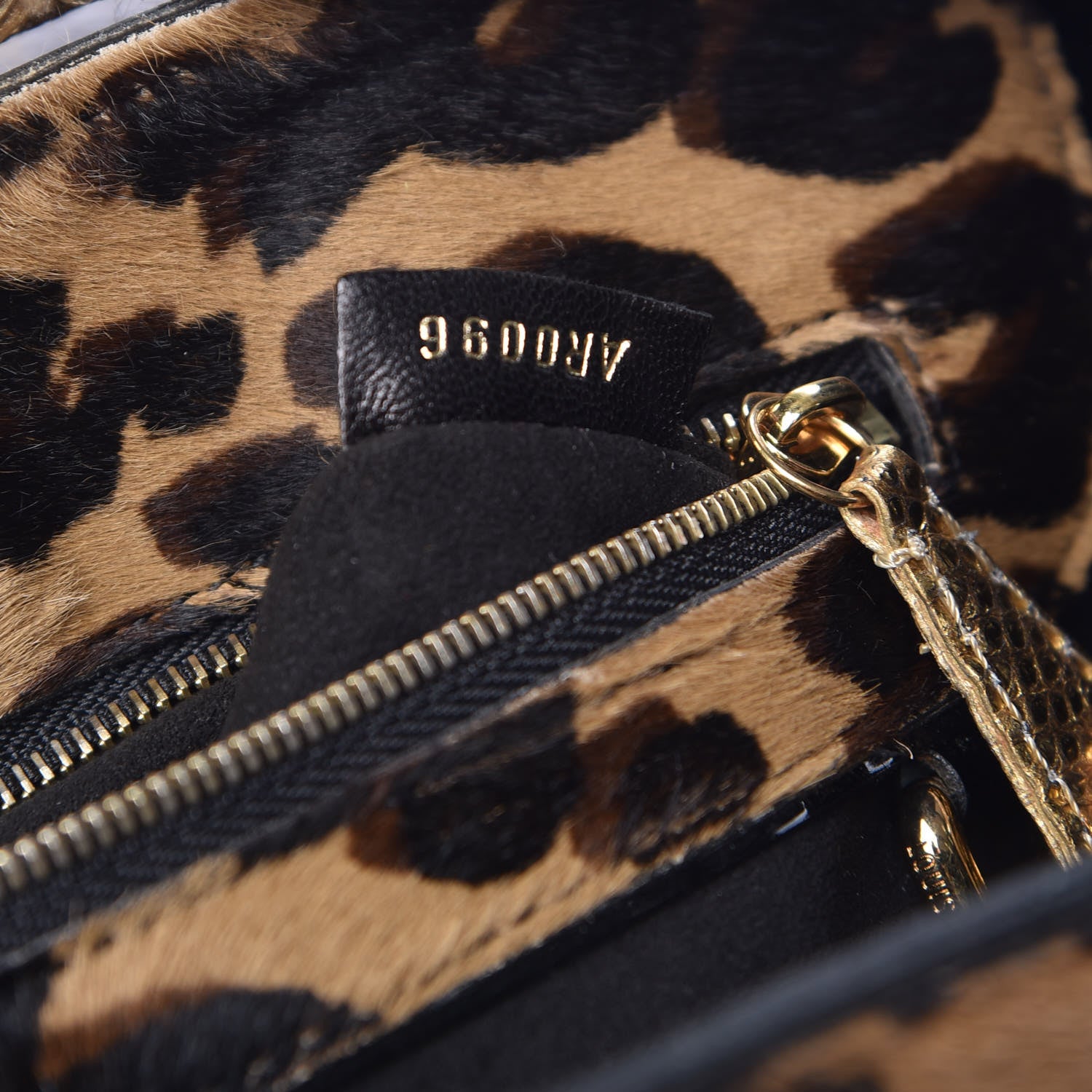 Louis Vuitton Monogram Leopard Polly 7 of 17