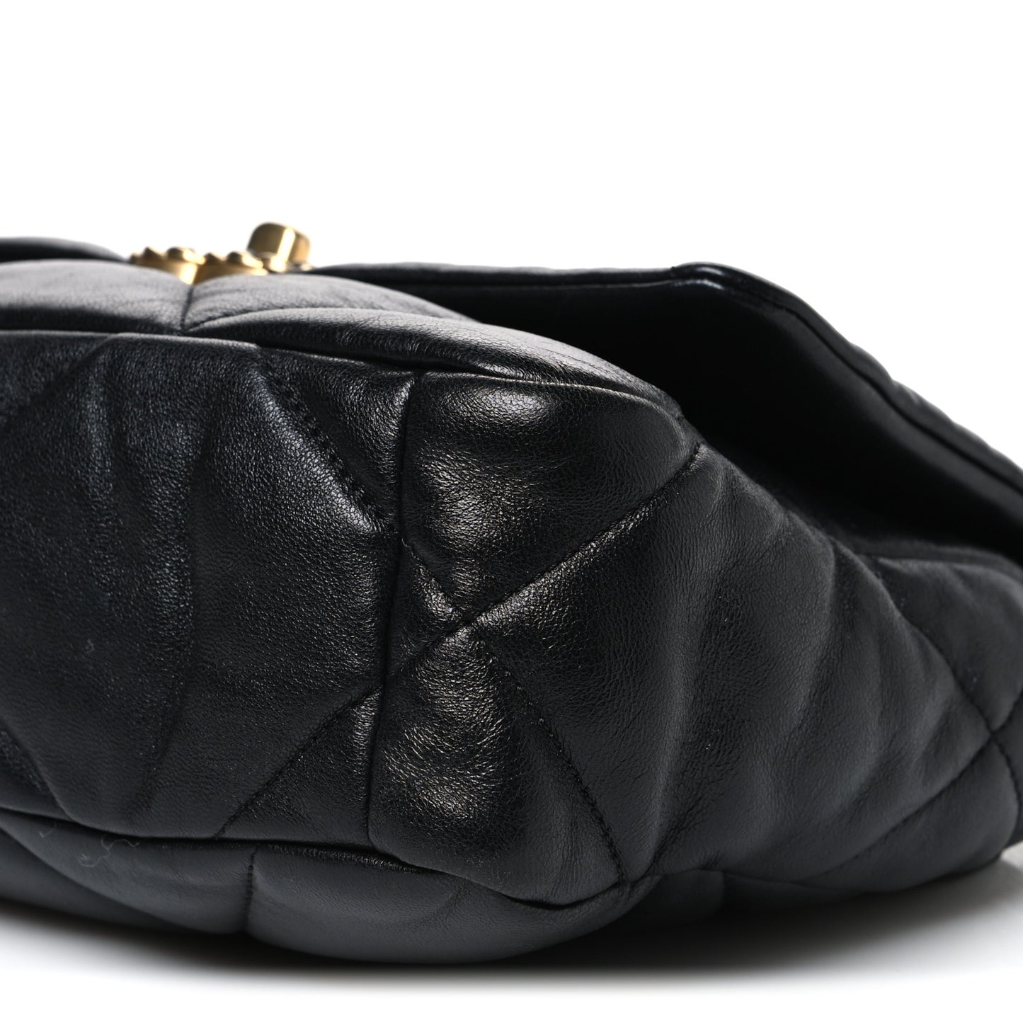 Goatskin Quilted Medium Chanel 19 Flap Black