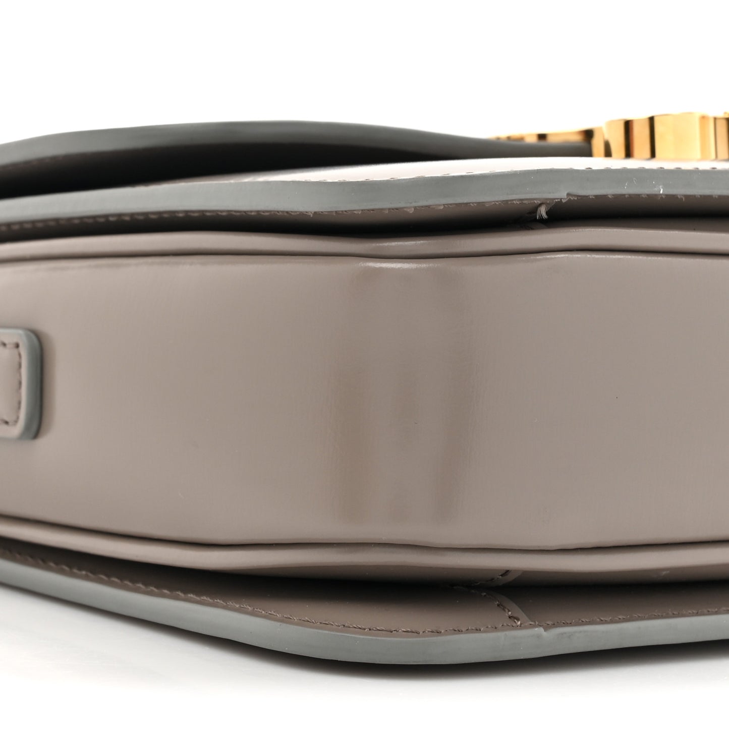 Shiny Calfskin Teen Triomphe Pebble