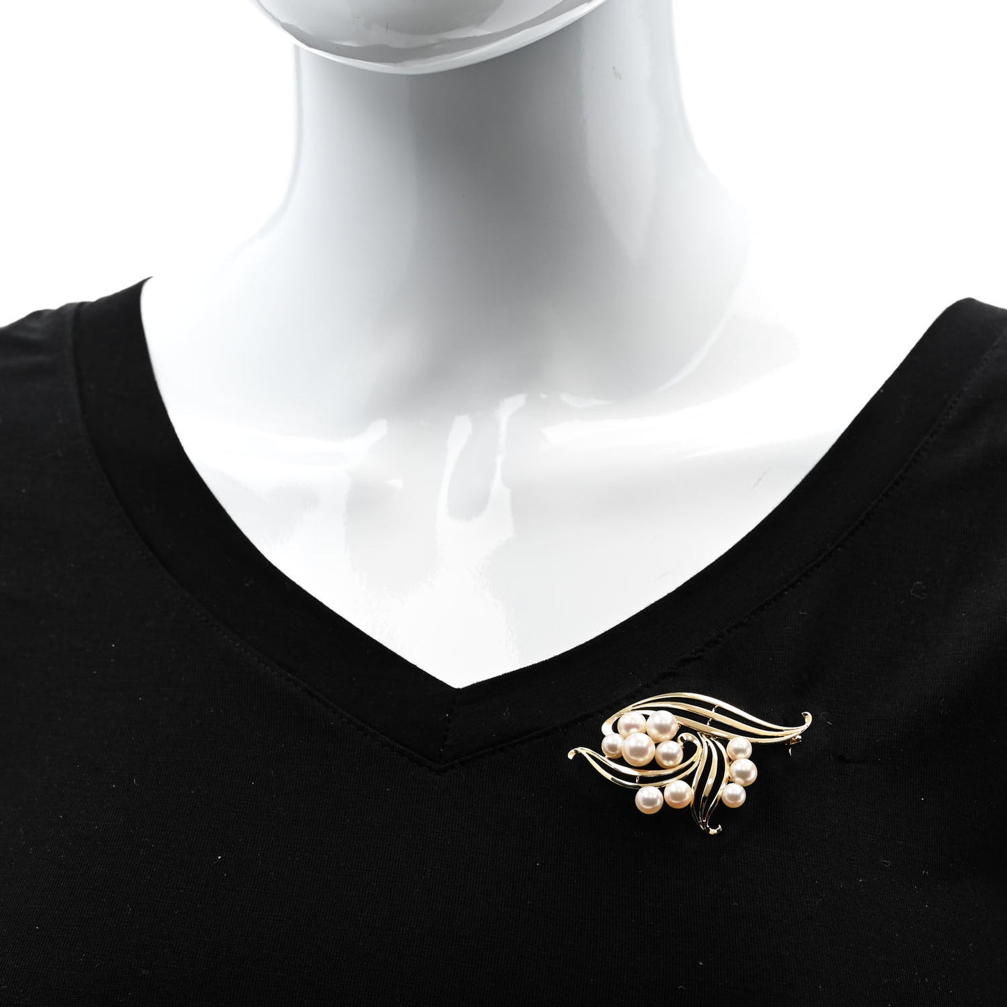 14K Yellow Gold Akoya Pearl 6.0-7.5mm Leaf Brooch