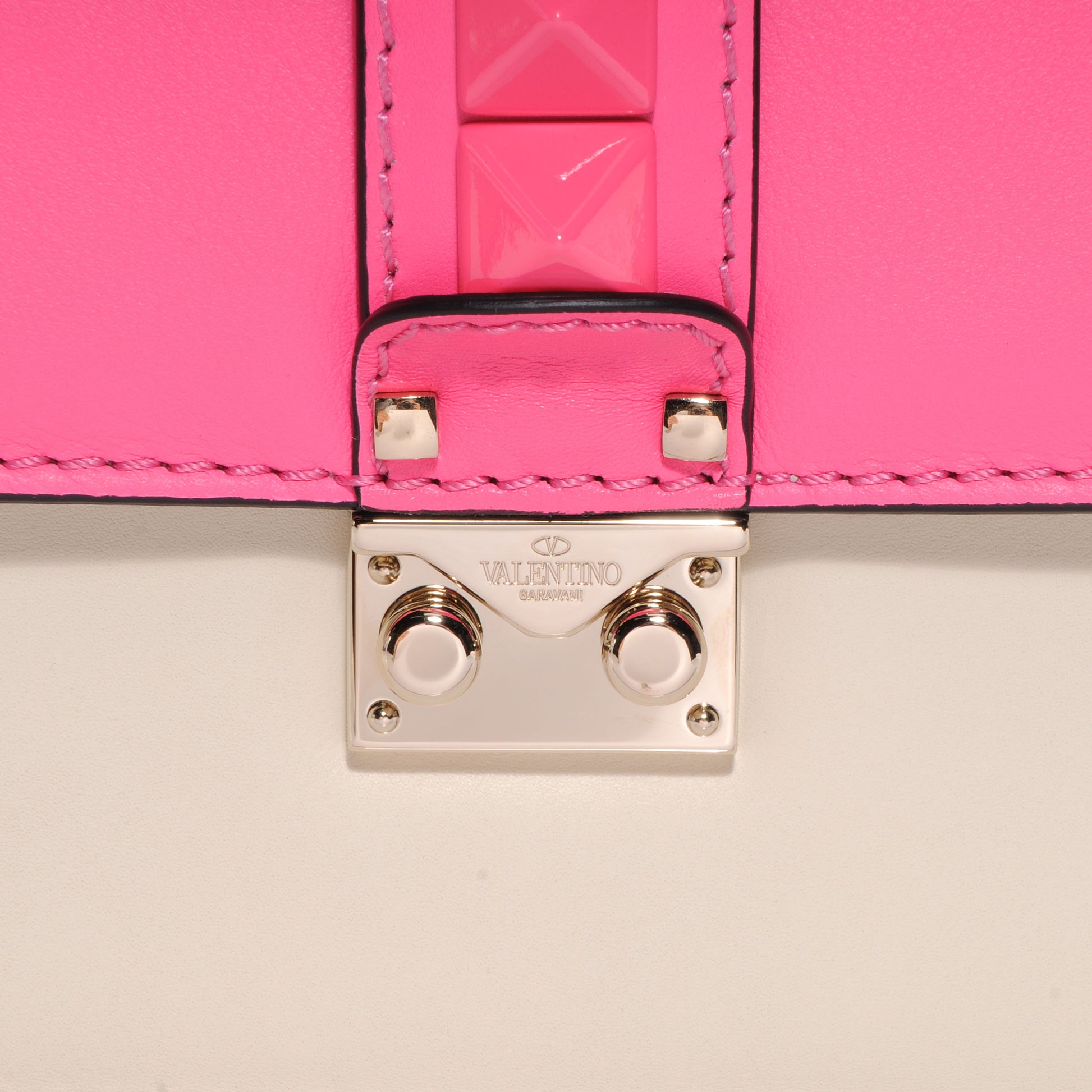 Valentino Garavani Vitello Bi-Color Large Glam Lock Rockstud Flap Fuxia Fluo Ivory 8 of 8