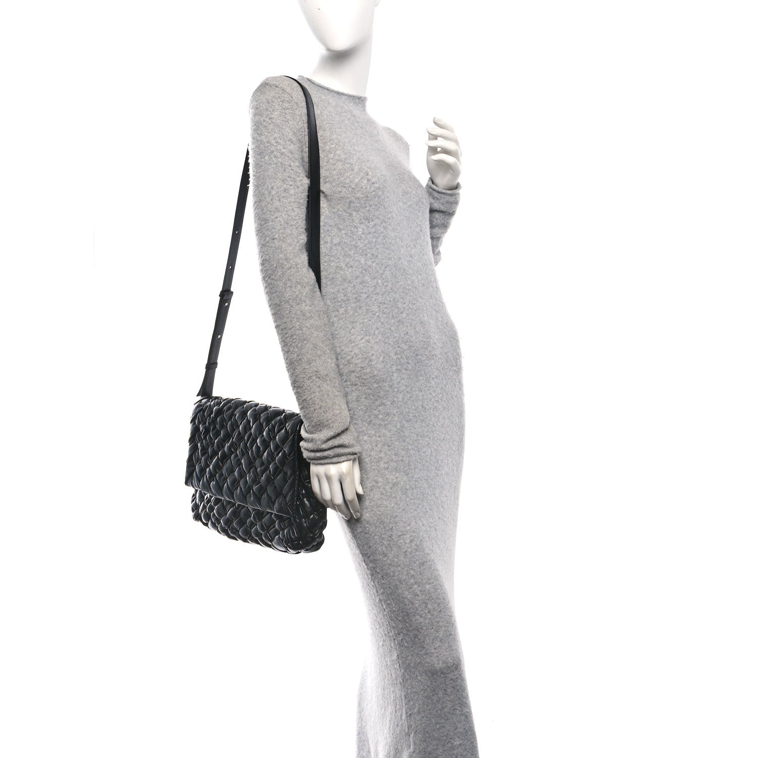 Bottega Veneta Calfskin Intreccio Kalimero Messenger Black 2 of 12
