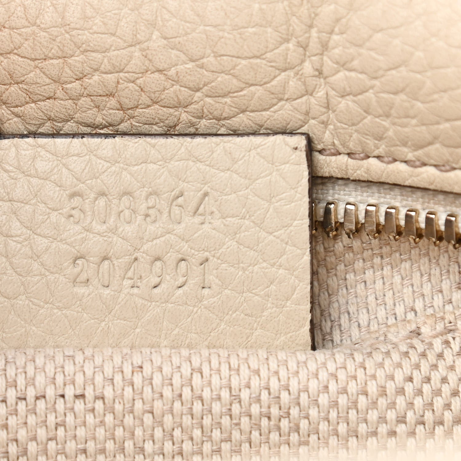 Gucci Pebbled Calfskin Small Soho Disco Bag Off White 7 of 17