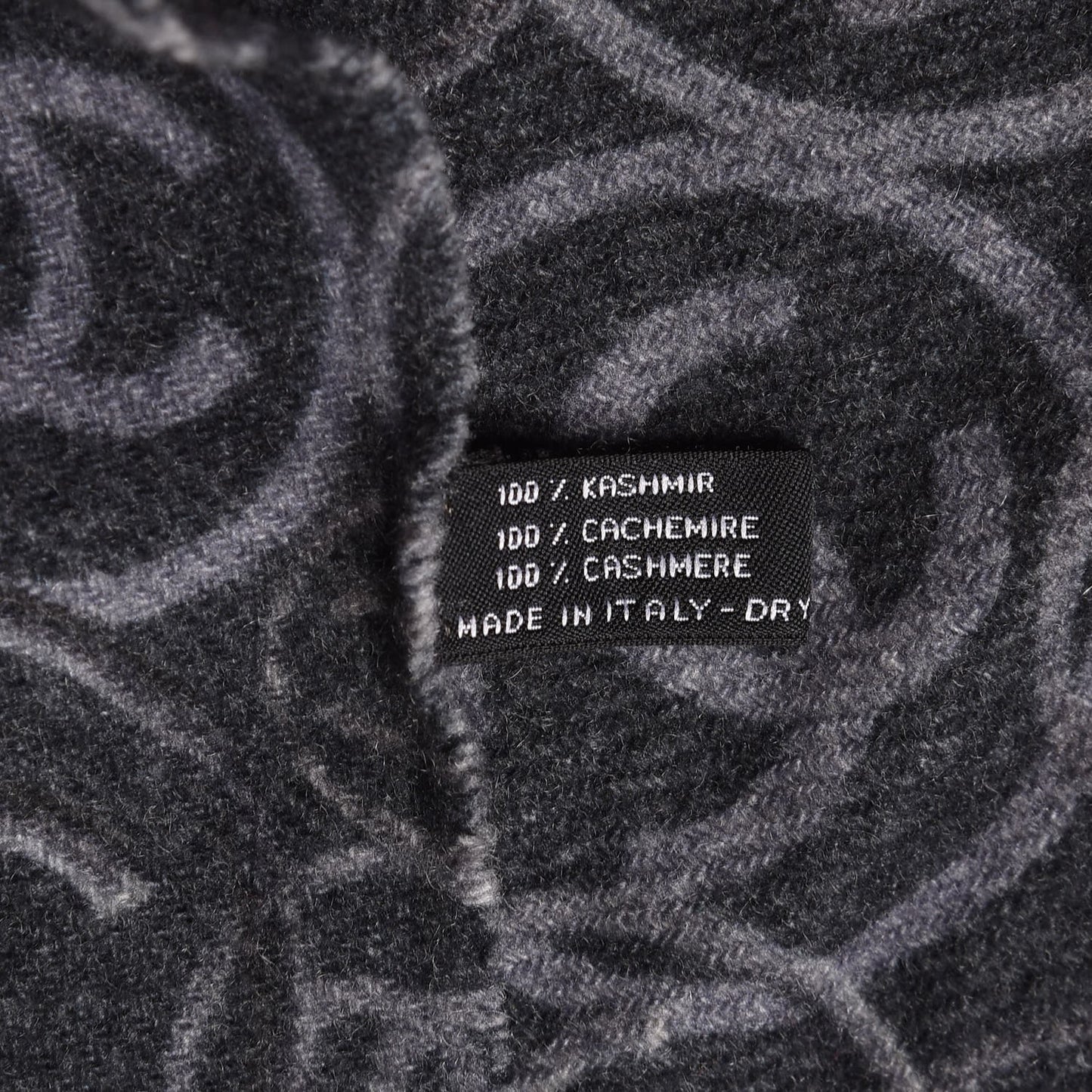 Cashmere CC Scarf Grey