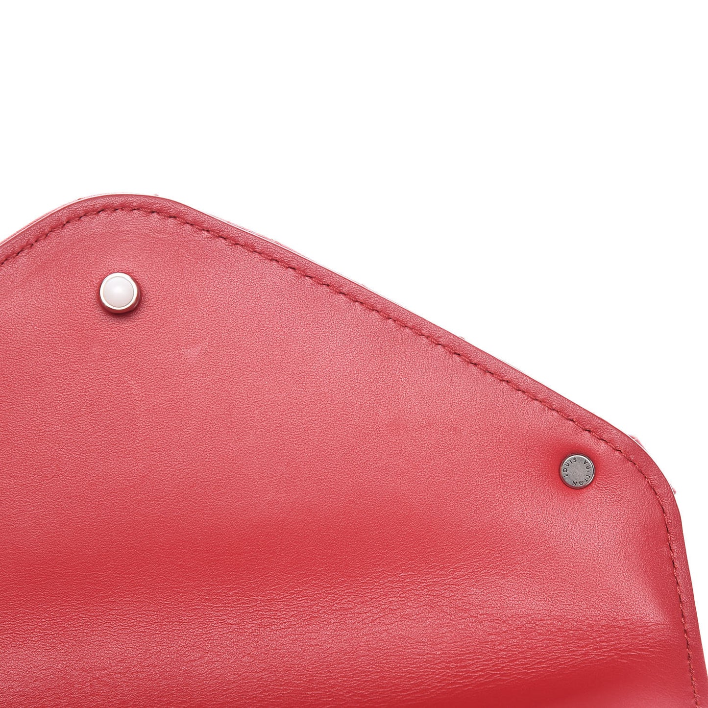 Calfskin New Wave Chain MM Ecarlate