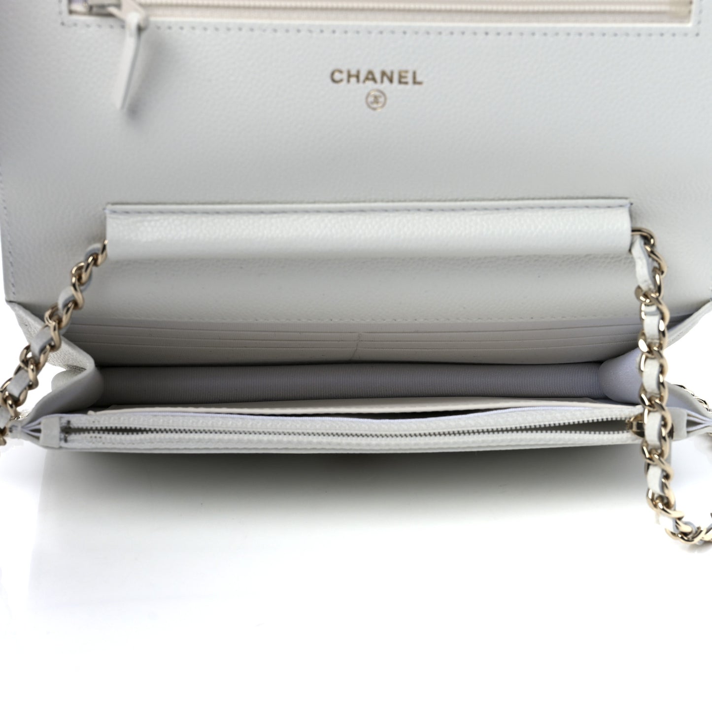Caviar Quilted Enamel Wallet On Chain WOC White
