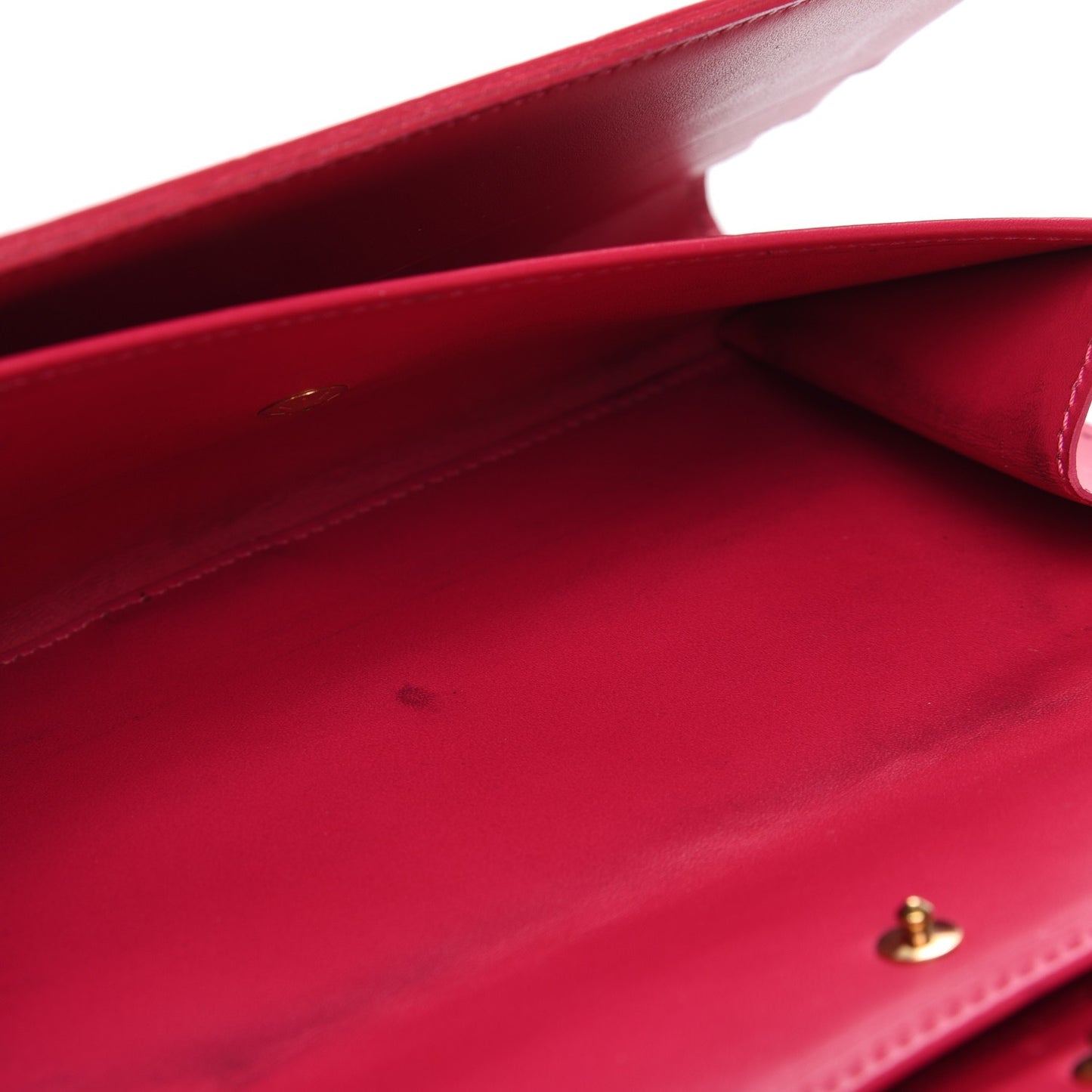 Vernis Porte Tresor International Wallet Fuchsia
