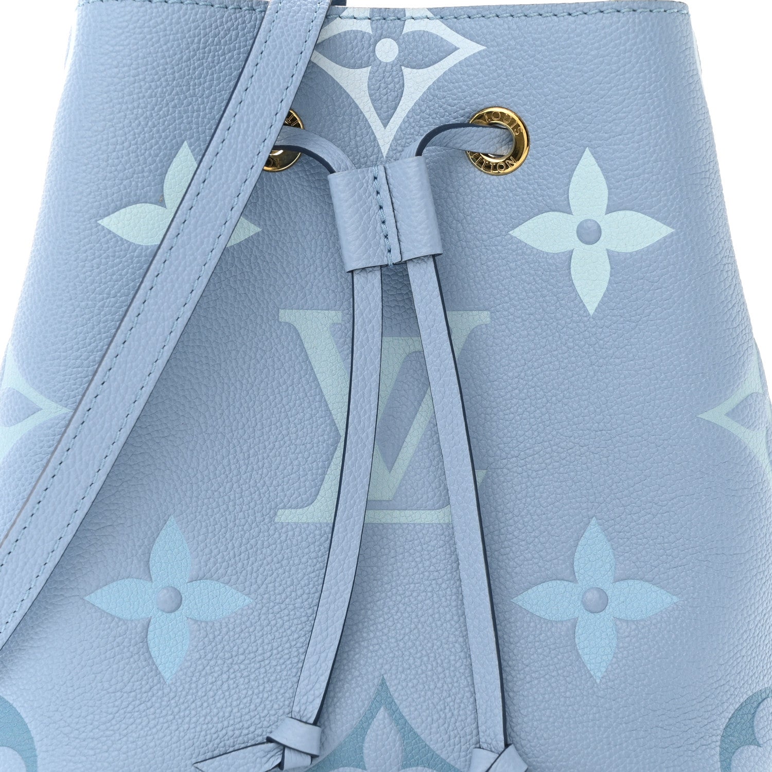 Louis Vuitton Empreinte Monogram Giant By The Pool Neonoe BB Summer Blue 7 of 9