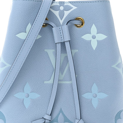 Louis Vuitton Empreinte Monogram Giant By The Pool Neonoe BB Summer Blue 7 of 9