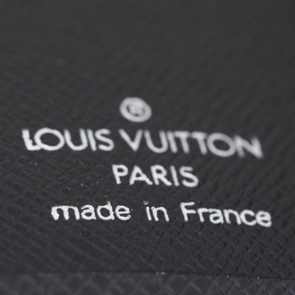Louis Vuitton Taiga Medium Ring Agenda w Inserts 11 of 12