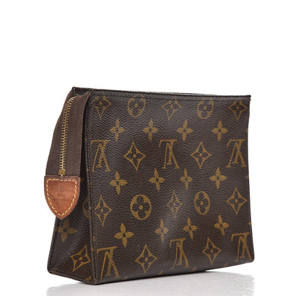 Louis Vuitton Monogram Toiletry Pouch 19 3 of 9