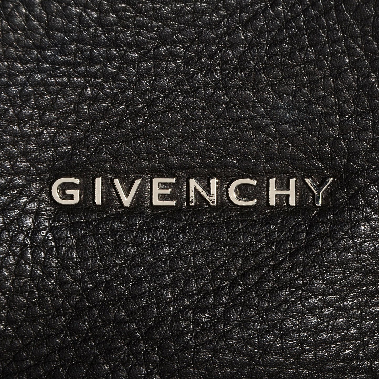 Waxed Calfskin Medium Studded Pandora Black