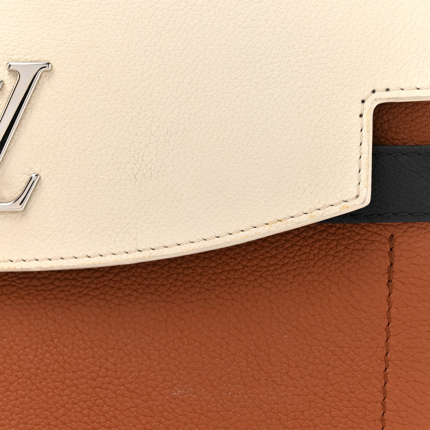 Louis Vuitton Soft Calfskin Lockme Ever BB Carmel Quartz Black 7 of 15