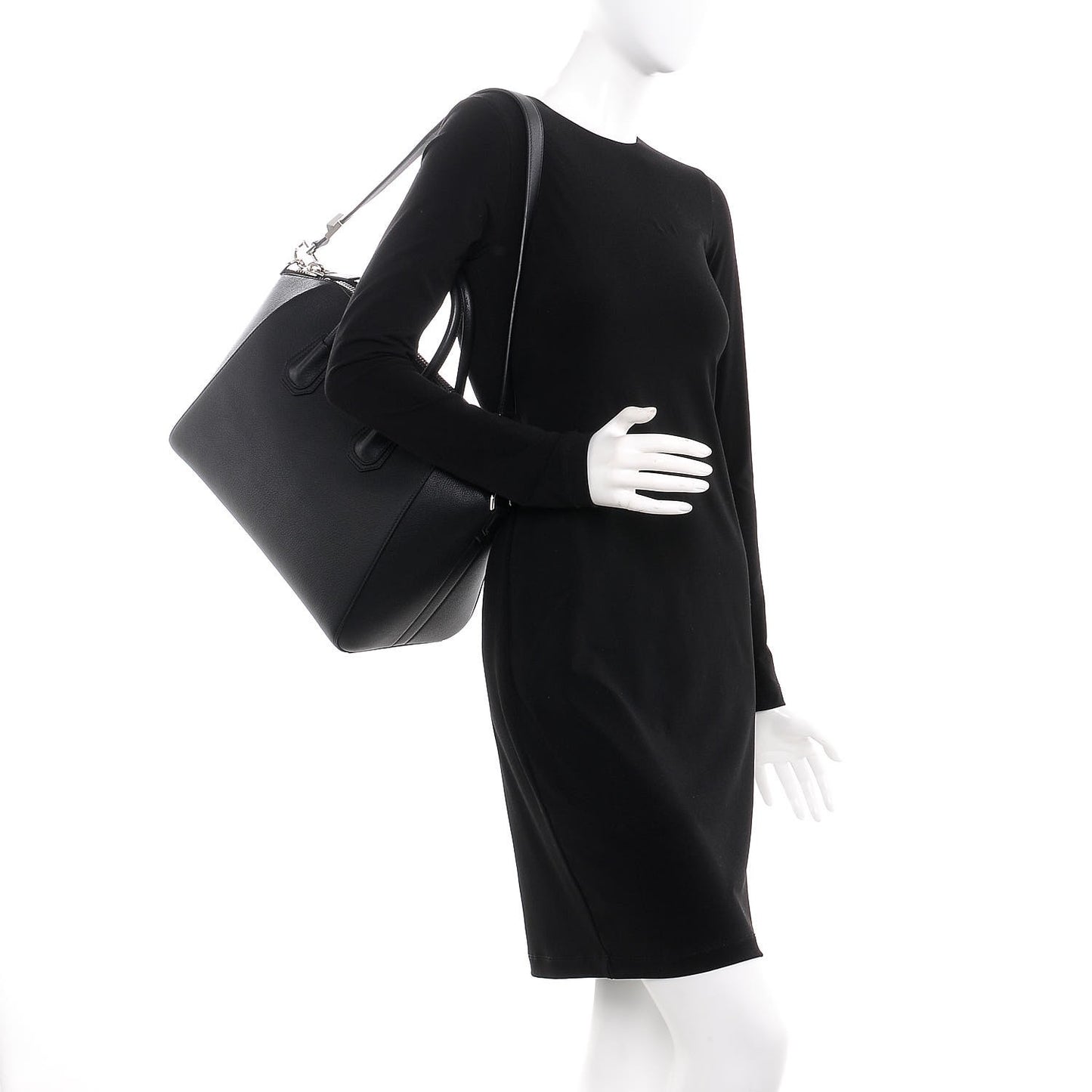 Sugar Goatskin Medium Antigona Black