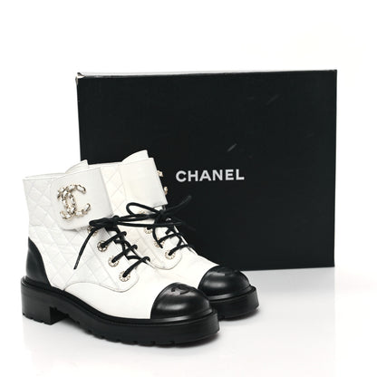Chanel Shiny Goatskin Calfskin Quilted Lace Up Combat Boots 39 White Black 10 of 10