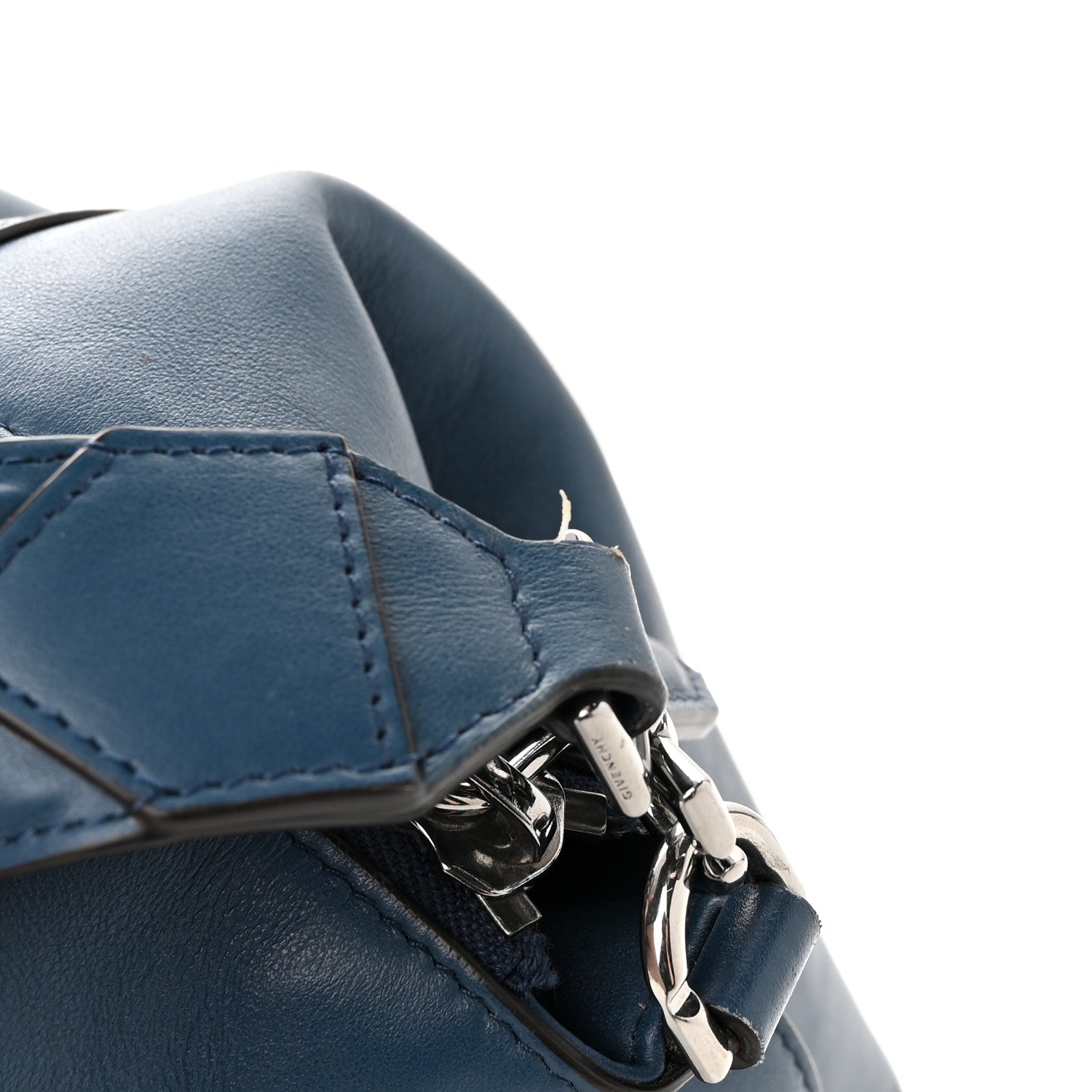 Givenchy Smooth Calfskin Medium Soft Antigona Midnight 16 of 16