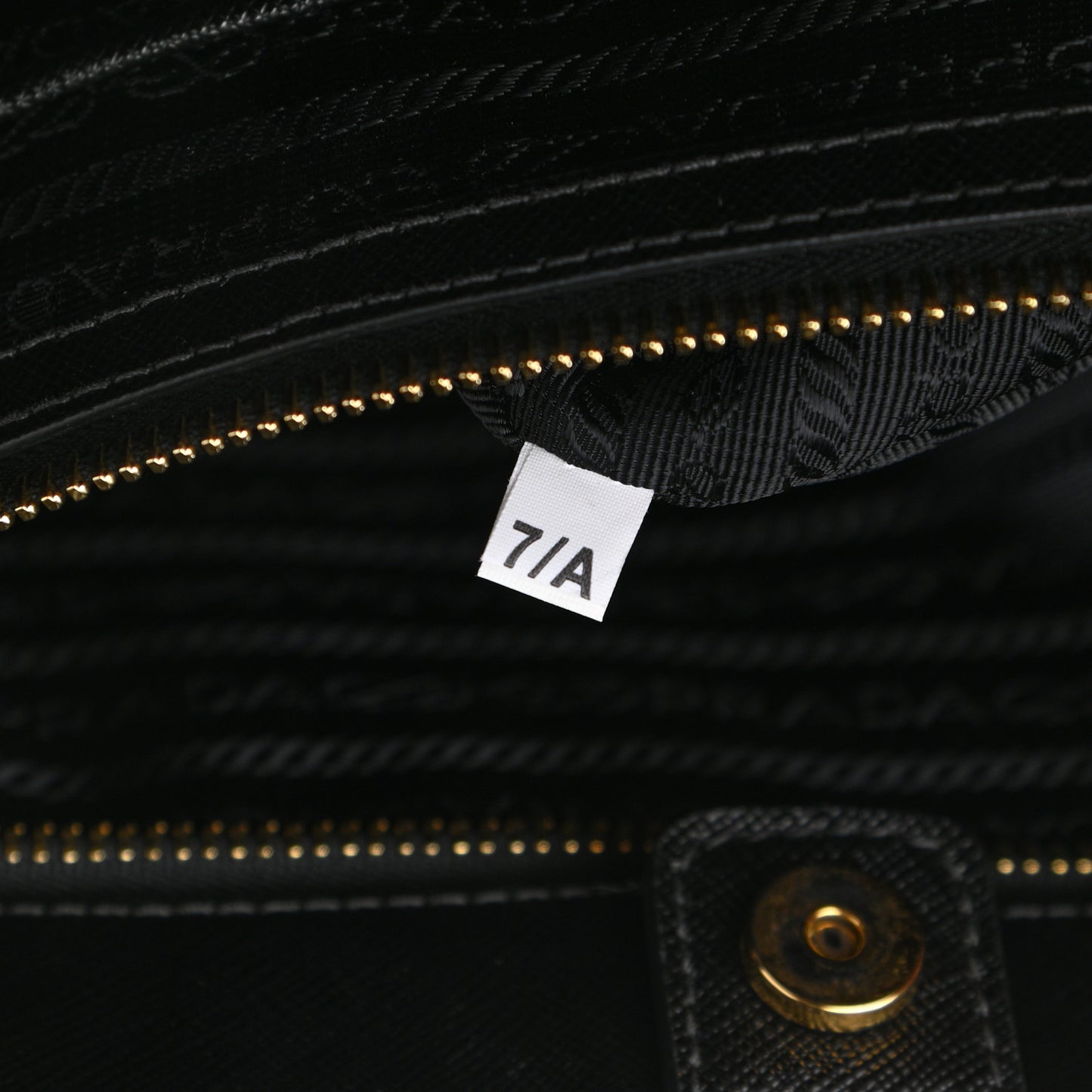 Saffiano Lux Large Tote Black