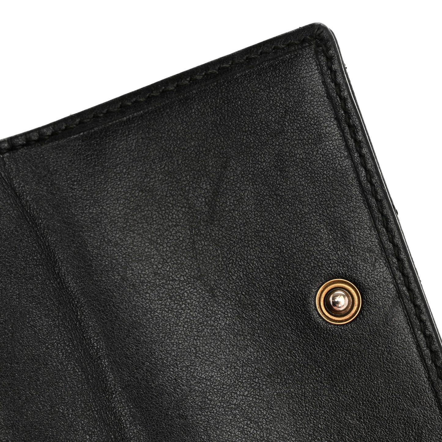 Calfskin Matelasse GG Marmont Medium Wallet Black