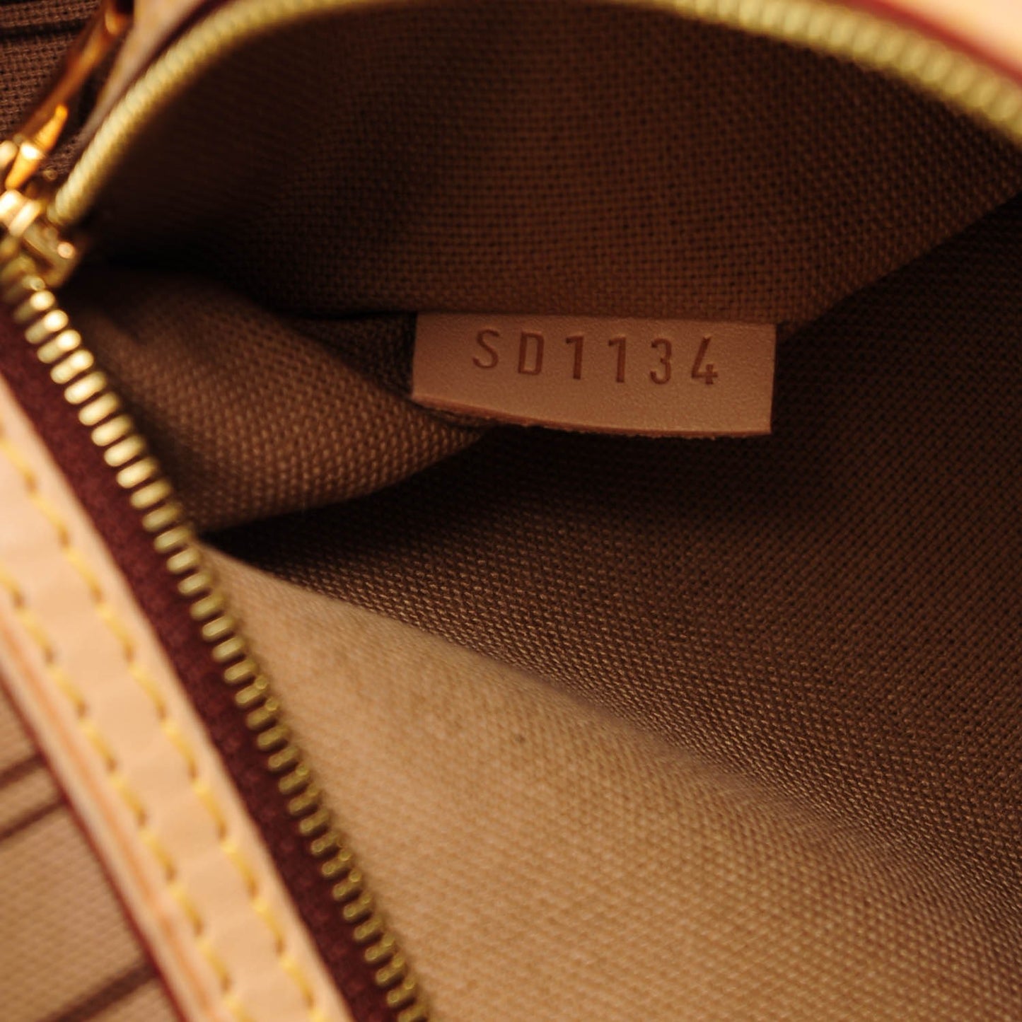 Monogram Delightful MM